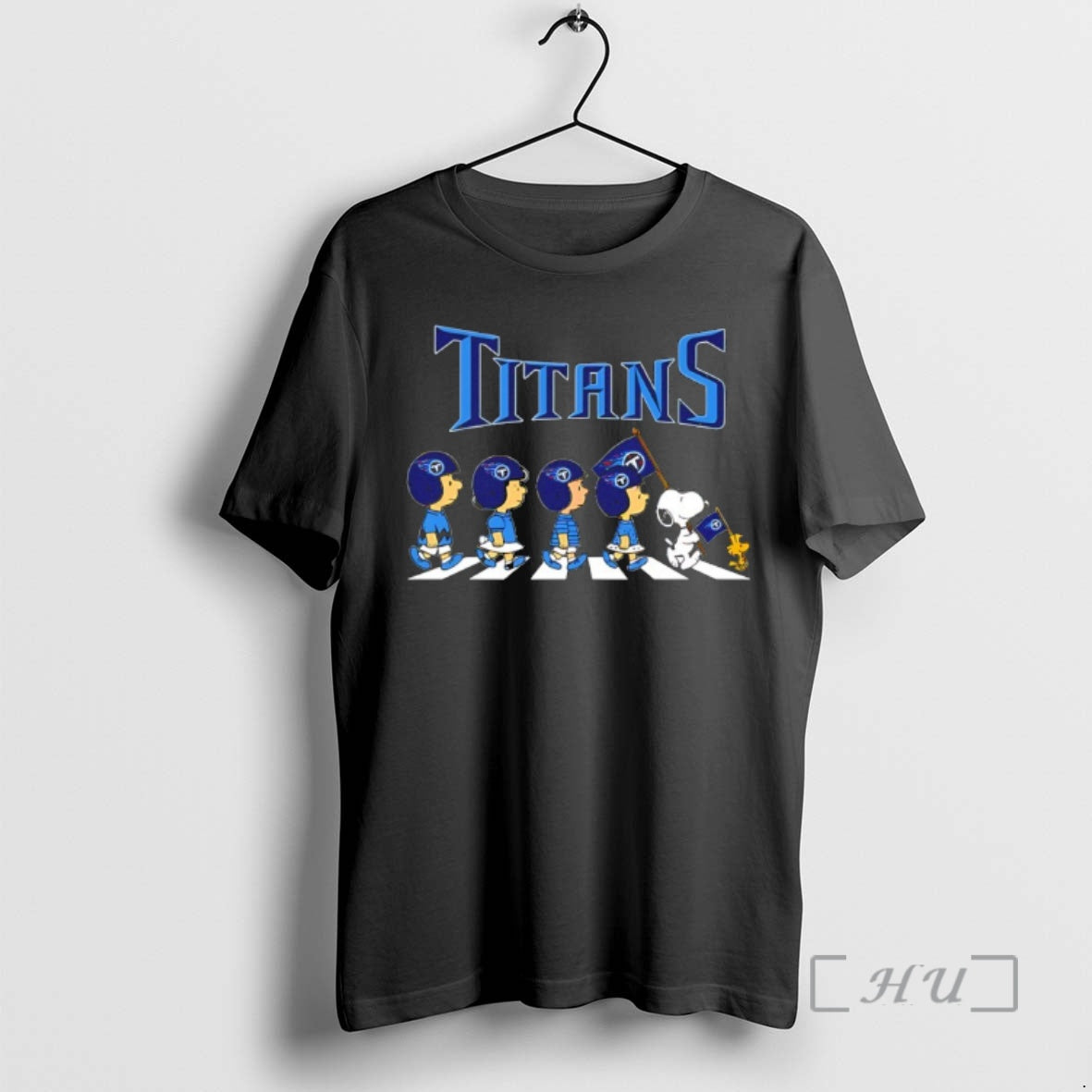 Officials Peanuts X Tennessee Titans Football Flag Walking