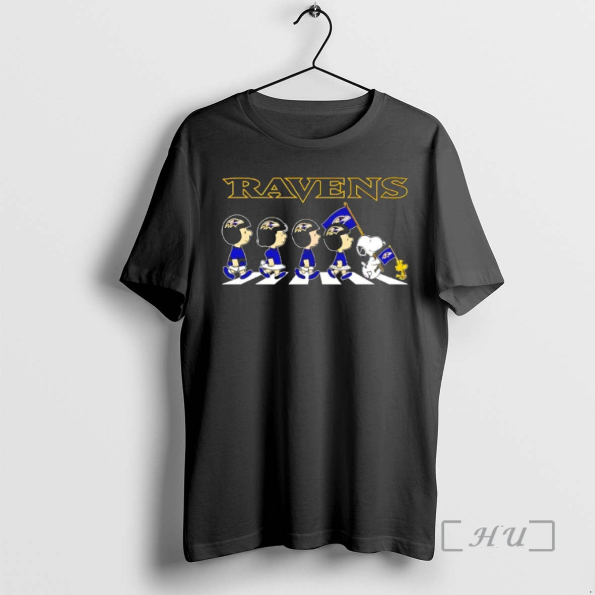 Officials Peanuts X Baltimore Ravens Football Flag Walking