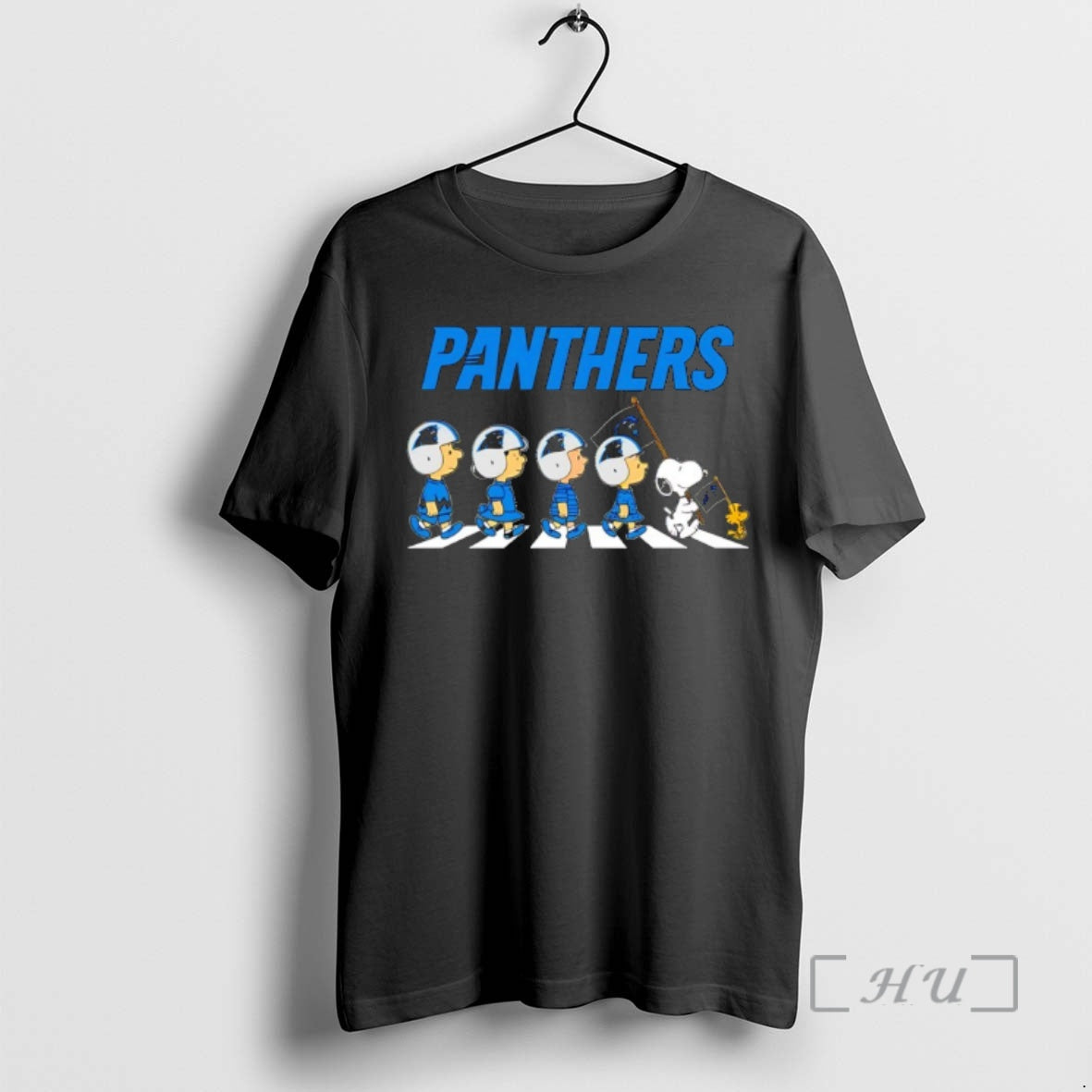 Officials Peanuts X Carolina Panthers Football Flag Walking