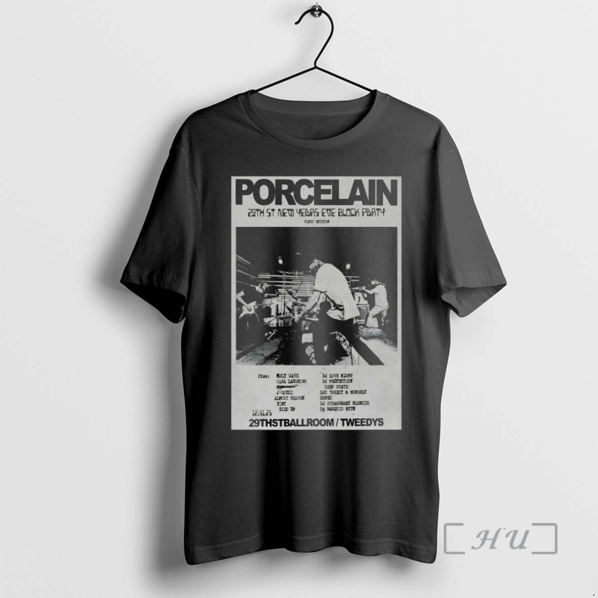 Officials Porcelain Nye In Austin Tx On December 31 2025