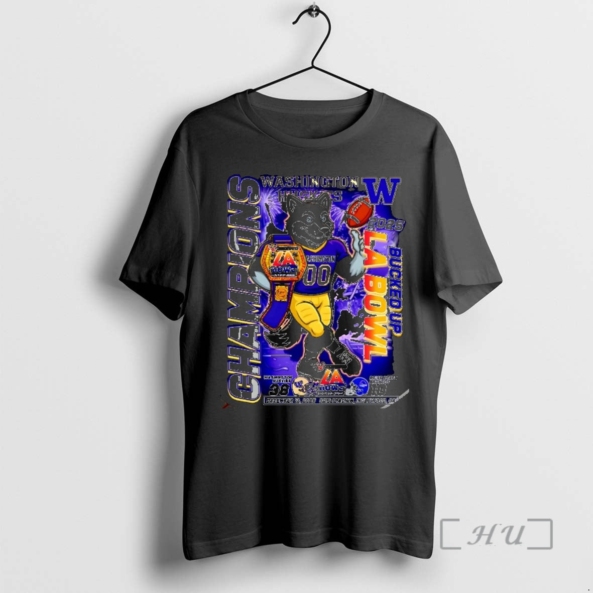 Officials Washington Huskies 2025 Bucked Up La Bowl Champions Mascot Christmas Premium T Shirts Sweater