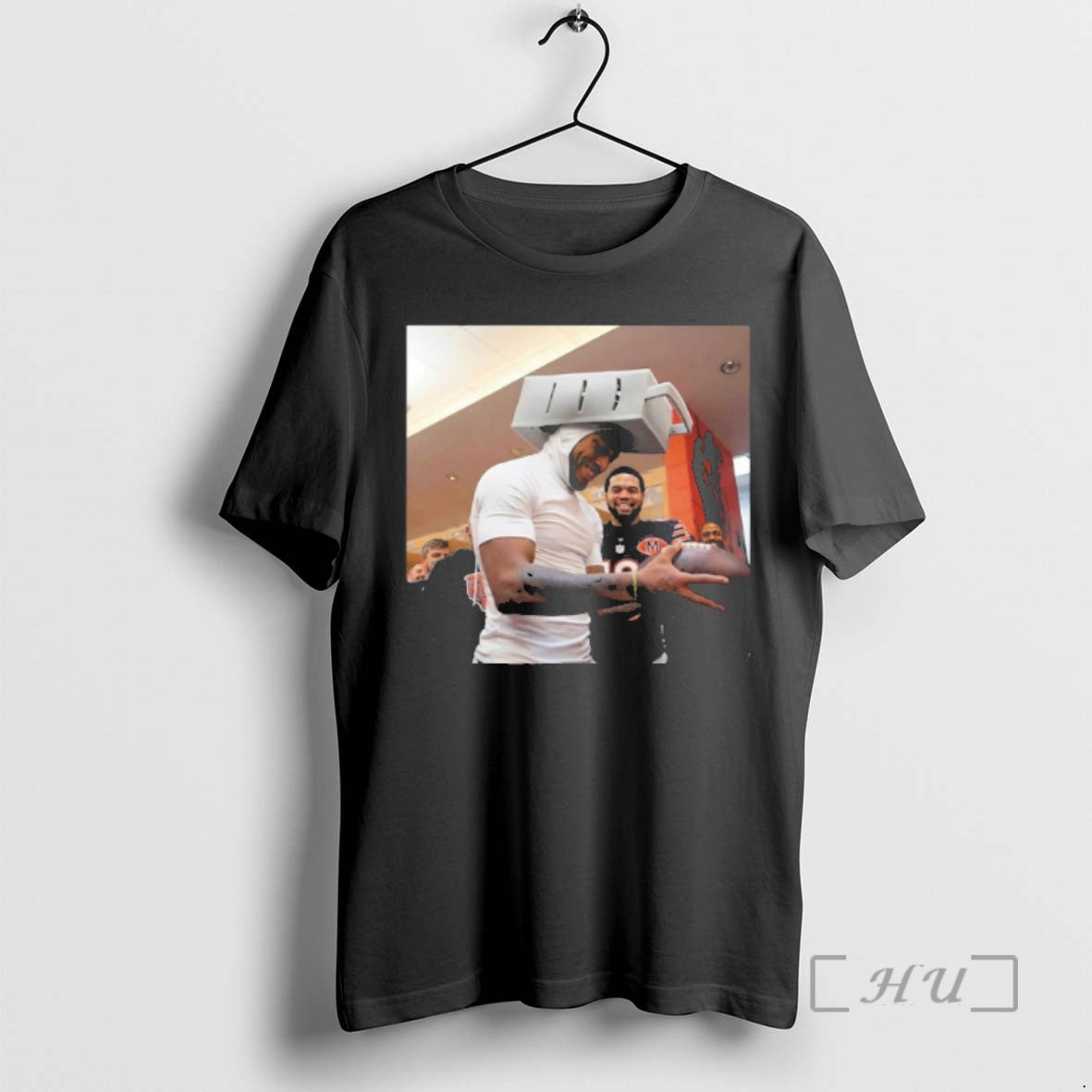 Trending Bears Dj Moore Wore A Cheese Grater Hat